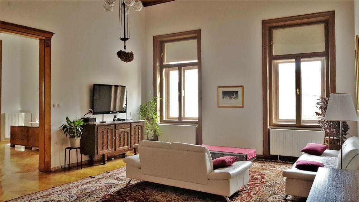 Luxury Apartment In The Heart Of Varaždin Екстериор снимка